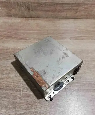 Chrysler LHS Sound amplifier 015114362