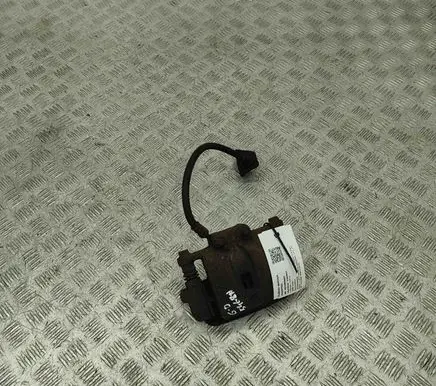 Hyundai Santa Fe Rear brake caliper 582302W900