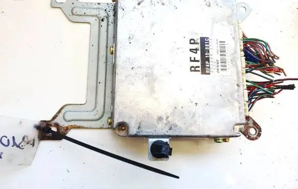 Mazda Premacy Engine control unit/module rf4p18881c 275800-5772