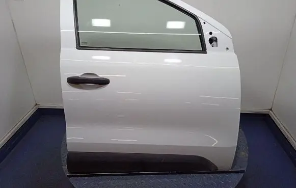 Chevrolet Express Front door 