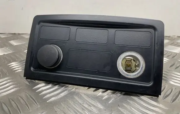 BMW 5 E60 E61 Cigarette lighter trim rear 9117364 7034100