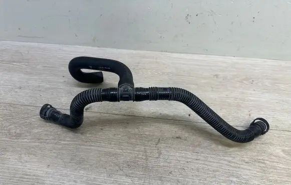 Breather/breather pipe/hose