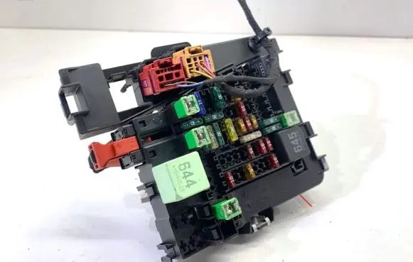 Volkswagen Transporter - Caravelle T6 Fuse box set 7L1919317