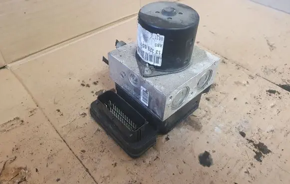 Opel Insignia A ABS Pump 13328651 16312211K
