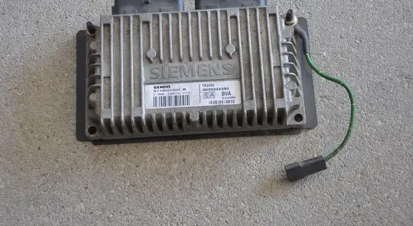 Peugeot 406 Gearbox control unit/module 9639944380