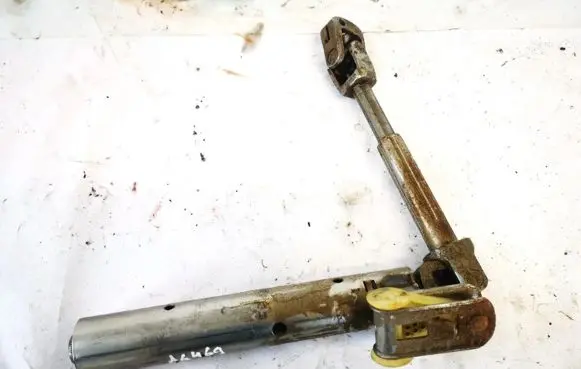 Volkswagen Golf IV Steering column universal joint