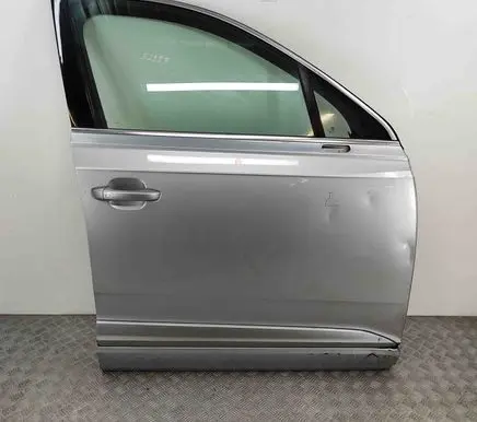 Audi Q7 4M Front door 4M0831052F