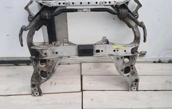 BMW 1 E81 E87 Front subframe 6761462