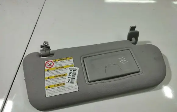 Mazda 3 I Sun visor 