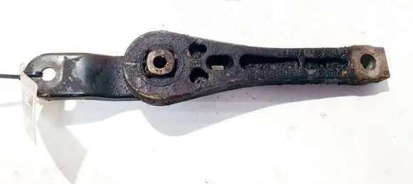 Engine mount bracket