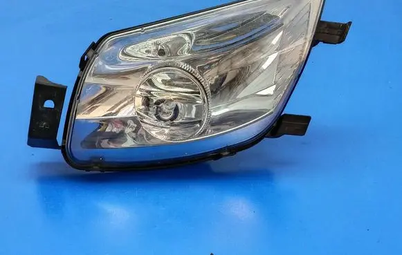 Peugeot 308 Front fog light 9680498880