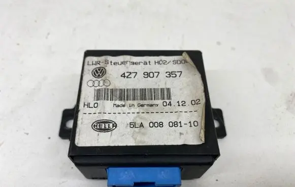 Audi A4 S4 B7 8E 8H Light module LCM 4Z7907357