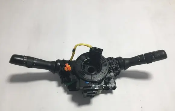 Toyota Yaris Headlight wiper switch 