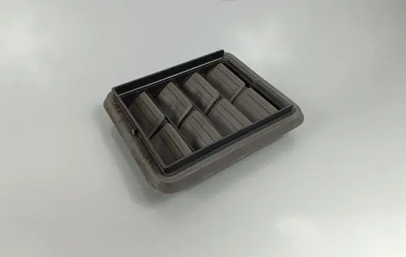 Jeep Cherokee Quarter panel pressure vent 