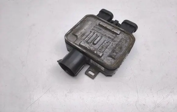 Volvo XC60 Coolant fan relay 940009402