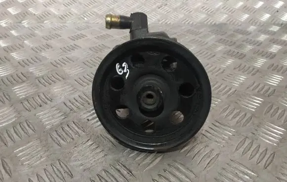 Ford Focus Power steering pump HBDFX