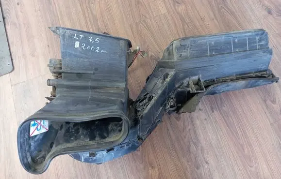 Volkswagen II LT Interior heater climate box assembly housing 9018300262 665869QR