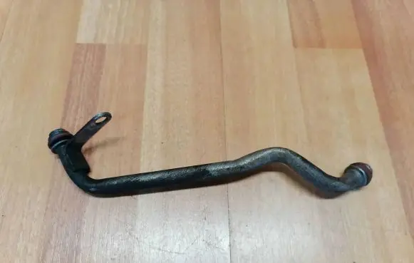 Mercedes-Benz S W220 Engine coolant pipe/hose A6112000352