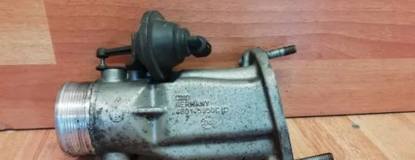 Audi A6 Allroad C5 Throttle valve 4B0145950C