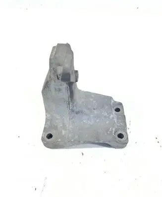 BMW 5 F10 F11 Engine mounting bracket 6788612