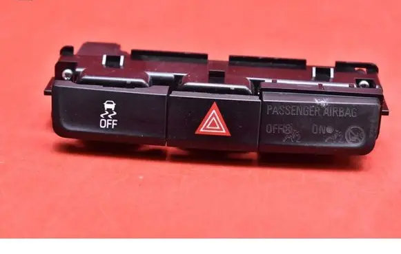 Opel Mokka Hazard light switch 95016183