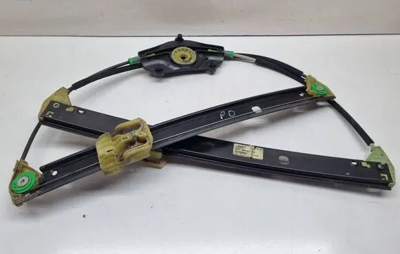 Audi A4 S4 B8 8K Front window lifting mechanism without motor 8K0837462