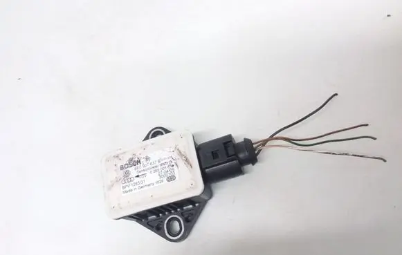 Audi A4 S4 B7 8E 8H ESP acceleration yaw rate sensor 8E0907637B 0265005618
