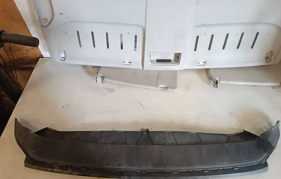 Volkswagen PASSAT B7 Front bumper lip 3AA805903