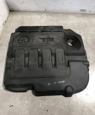 Skoda Octavia Mk3 (5E) Engine cover (trim) 04L103925N