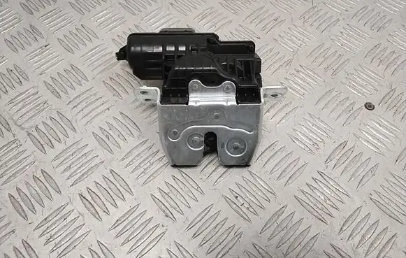 Hyundai Kona II Loading door lock 818L0BE100