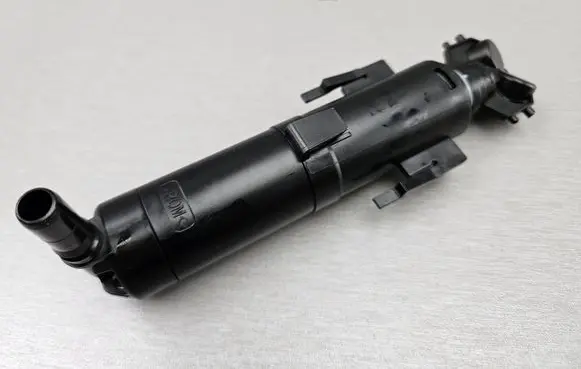 BMW X3 F25 Headlight washer spray nozzle 7488733 61667488733 7251640