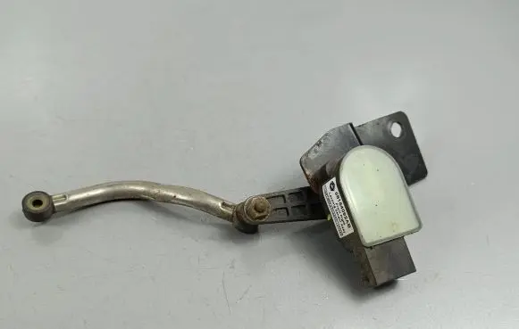 Jeep Grand Cherokee Air suspension front height level sensor 68164092AB