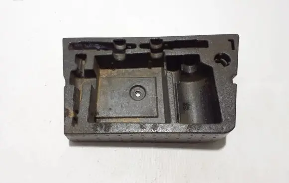 Volkswagen Touareg II Tool set 7P6012112D