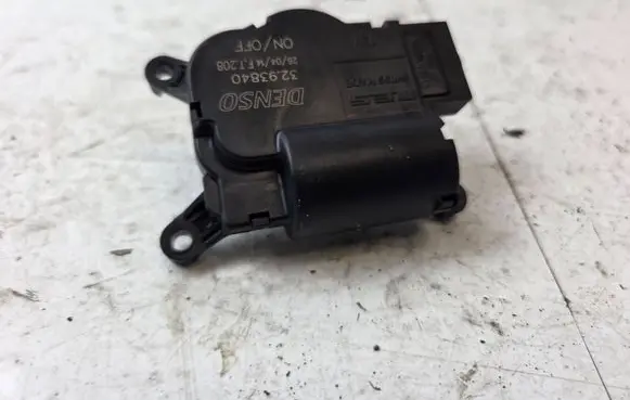 Fiat Doblo Air flap motor/actuator 3293840