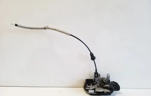 Volvo XC40 Front door lock 31462456