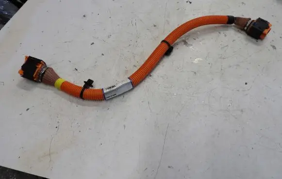 Renault Zoe High voltage cable 240419193R