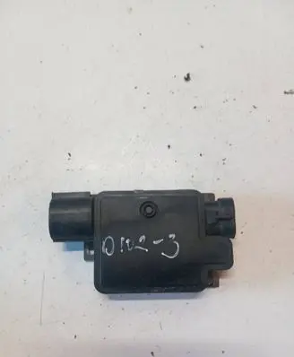 Volvo V40 Coolant fan relay 940009301