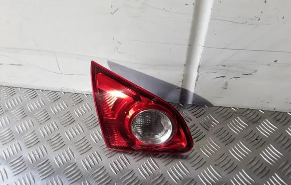 Nissan Qashqai Tailgate rear/tail lights 89071063 26555JD800
