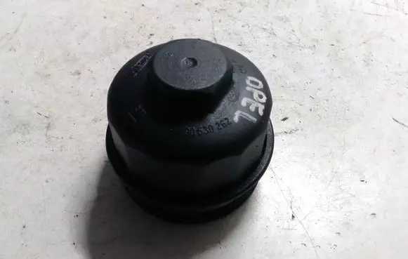 Opel Corsa C Oil filter cover 90530262 406102008