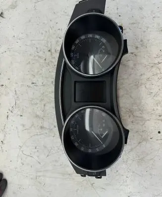 Skoda Superb B6 (3T) Speedometer (instrument cluster) 3T1920841E V0009000