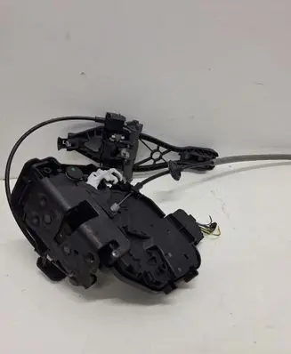 Volvo V70 Front door lock