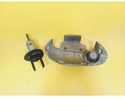 Opel Corsa C Ignition lock 13107754