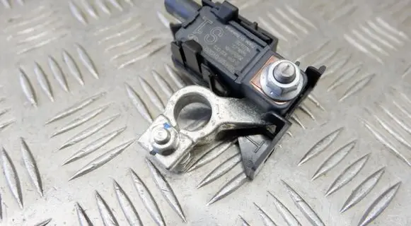 Toyota Corolla E210 E21 Battery relay fuse 288500Y020
