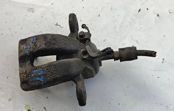 BMW 1 E81 E87 Rear brake caliper