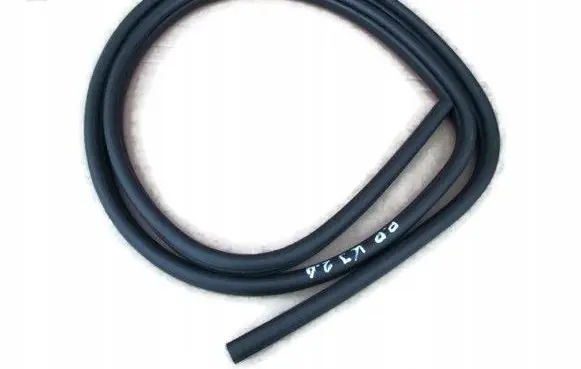 Jeep Cherokee III KJ Front door rubber seal