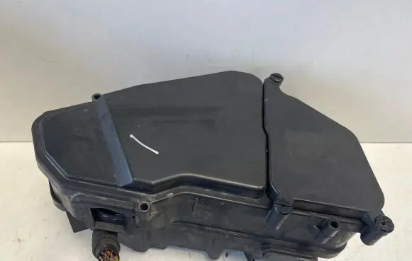 Volkswagen Touareg I Fuse box set 7L0937576B