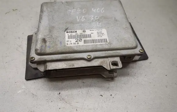 Peugeot 406 Engine control unit/module 0261204407 9627890280