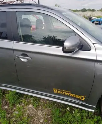 Mitsubishi Outlander Front door