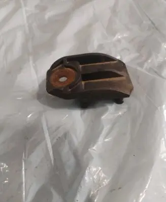 BMW 5 E39 Radiator mount bracket 1740315