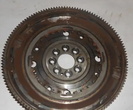 Seat Leon (5F) Flywheel 06K105266E
